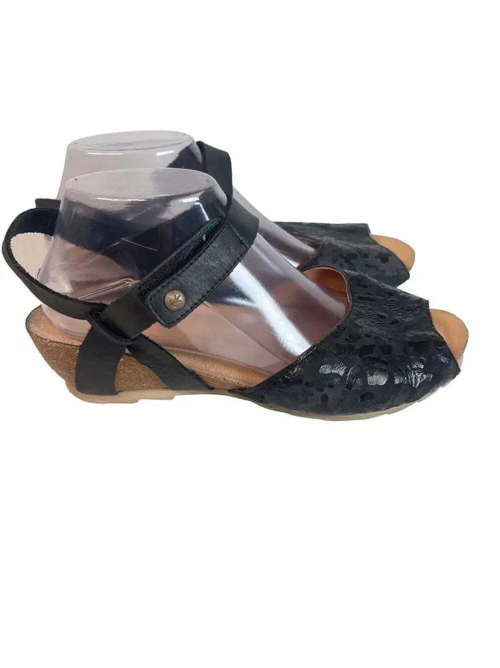 Wanda Panda Tina Black Leather Comfort Wedge Sandals Hook Loop Womens 9